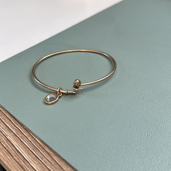 Thirty-One Gold Cherish Bracelet - Picture 3 of 3